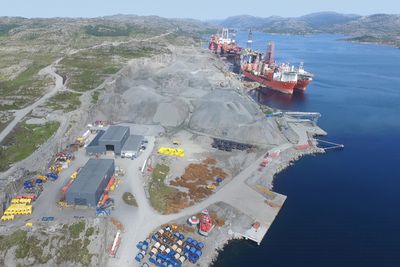 Skigas prosjekt i Skipavika kan bli ett av Europas første storskala prosjekter for grønn ammoniakk. Skipavika ligger nært Mongstad, nord for Bergen, et knutepunkt for olje- og gassindustrien. Prosjektet eies av tyske Fuella og Skipavik Næringspark.