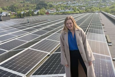 Mathilde Tybring-Gjedde vil gjøre søknadsprosessen for solkraftverk enklere og mer forutsigbar. 
