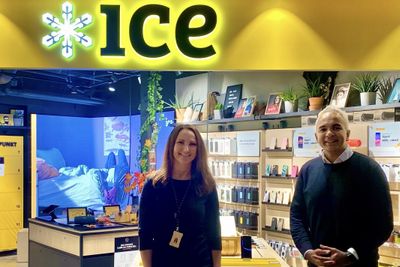 June K. Gaupset og Shiraz Abid ser frem til å åpne mange nye Ice-butikker i tiden fremover. 