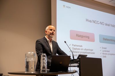 Lars Strand, fagdirektør for cybersikkerhet i Nasjonal sikkerhetsmyndighet (NSM). Bildet er tatt under en presentasjon i mai i år.