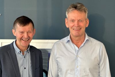 Dag Hugo Stølan (til venstre) blir nestleder i Space Norway-konsernet på permanent basis, mens Morten Tengs konstitueres som administrerende direktør til ny permanent toppsjef er på plass.