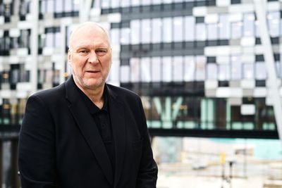 Telia Norges administrerende direktør Stein-Erik Vellan sier de 245 inkluderer tidligere nedbemanninger, naturlige avganger og innleide konsulenter. – Vi forstår godt at dette er veldig krevende for de som berøres og deres kolleger, sier han. 