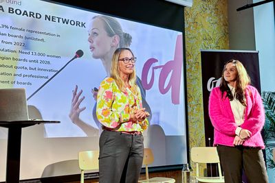 Kristine Hofer Næss og Hanne Ek på scenen da ODA-Nettverk lanserte sitt nyeste initiativ, ODA board network, 4. september.