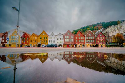 Bryggen i Bergen får mest av alle med 15 millioner kroner.