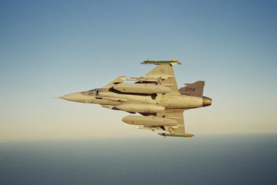 Et svensk Gripen med Taurus-missil. Kampflyene skal få missilene i 2028.