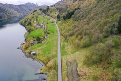 Fylket skal bygge tunnel og skredsikre fylkesvei 609 ved Heilevang i Sunnfjord. Prosjektet blir etter planen lyst ut i uke 10, og skal stå ferdig om cirka fire år.