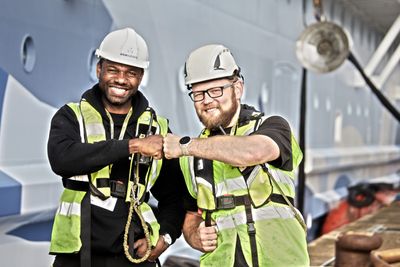 GRØNN VEKST: ECOsubseas vasker stadig flere skip, noe som gir store utslippskutt.