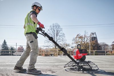 De batteridrevne «helikoptrene» til Milwaukee er stillegående, utslippsfrie og spesielt tilpasset det europeiske markedet.  