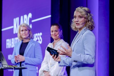 Når digitaliseringsminister Karianne Tung setter ambisiøse mål om at 80 prosent av offentlige virksomheter skal bruke KI innen 2025, må dette følges av tilsvarende ambisiøse kompetansekrav, mener Michael A. Riegler i Simula Research Laboratory.