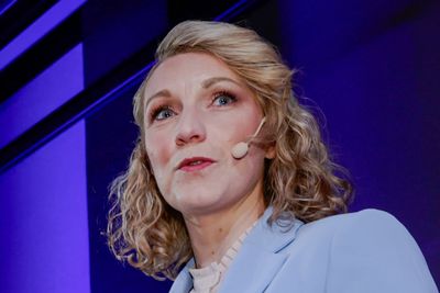 Digitaliserings- og forvaltningsminister Karianne Tung (Ap) kan melde at stadig flere nordmenn får stadig raskere internett.