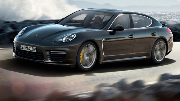 Porsche skal angivelig snart vise frem en elektrisk utgave av Panamera.