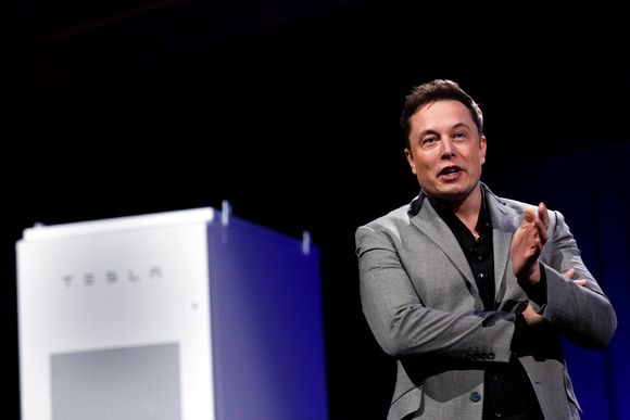 Tesla-sjef Elon Musk presenterte det nye batterisystemet Power Wall tidligere i mai.