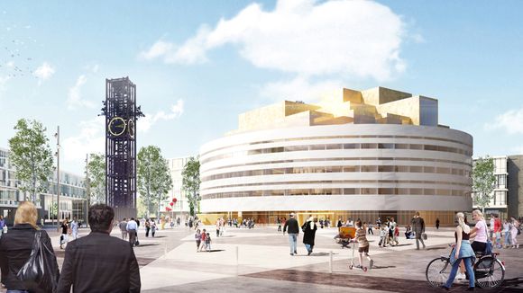 Det nye rådhuset, med gammelt klokketårn, er designet av danske Henning Larsen Architects.
