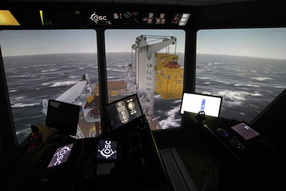 Simulatoren gir en realistisk gjengivelse av havbunn og utstyr, i tillegg til at posisjoner til undervannsfartøy og løfteobjekt oppdateres i sanntid.