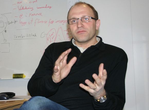 ADVARER: NorSIS-leder Tore Larsen Orderløkken ber norske bedriftsledere passe på datasøppelet sitt.