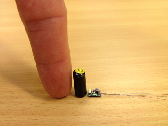 SEIGLIVET: Sensorene fra Sense Offshore er ikke store, men noe av det unike med dem er hvor mye batterikapasitet selskapet har presset inn i dem. Batteriene holder nemlig i ett år.