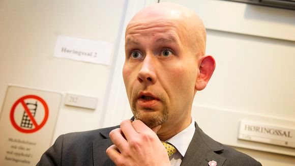 Olje- og energiminister Tord Lien (Frp) lurer på om det er greit for opposisjonen med elektrifisering av Utsirahøyden i fase 2 av Sverdrup-utbyggingen.
