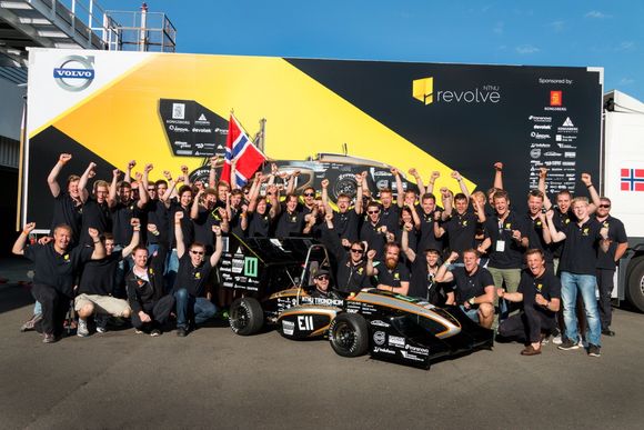 46 ingeniørstudenter fra NTNU var med på årets Formula Student-lag, som havnet på en 8. plass i årets konkurranse i Silverstone i England.