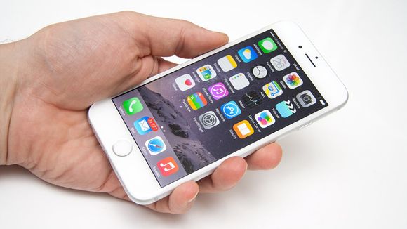 iPhone 6 er en av de mest populære modellene på markedet akkurat nå. Den koster 7200 kroner uten abonnement.