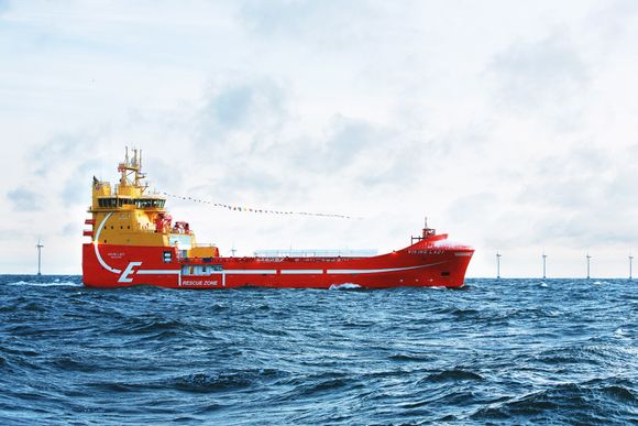 Havets Prius er  Viking Lady kalt. Rederiet Eidesvik går foran og tester hybrid-framdrift med brenselcelle og batteri på det LNG-drevne forsyningsskipet.