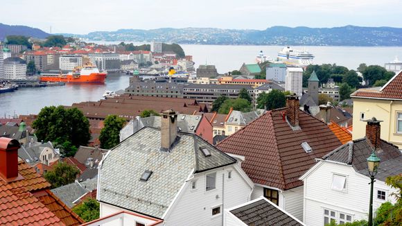 Ifølge tall fra Bergens Tidende vil 15 supplybåter i løpet av et døgn slipper ut 1,4 tonn med NOx. Det er like mye som 73.000 biler forurenser på samme tid.