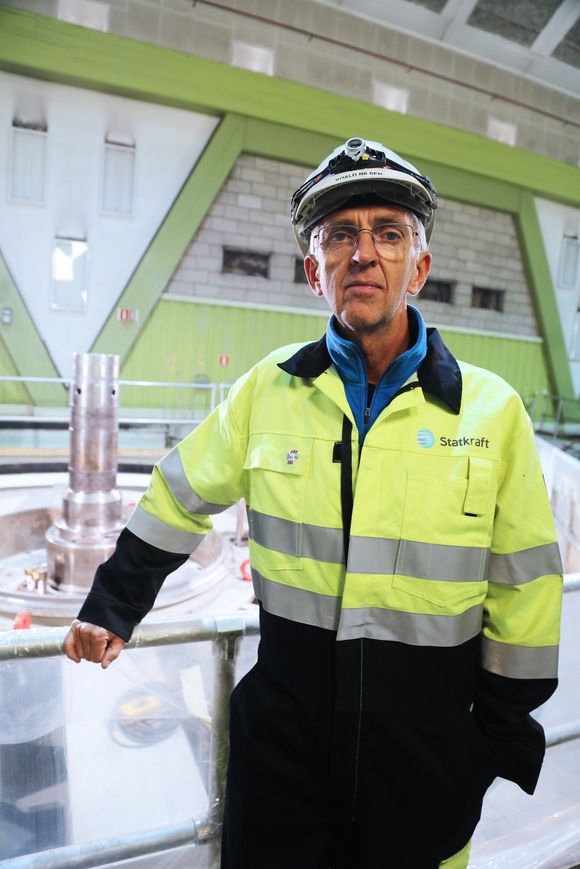 Stor utbygging: 1,7 milliarder kroner bruker Statkraft på å oppgradere Nedre Røssåga kraftstasjon, forteller prosjektleder Roald Nilsen.