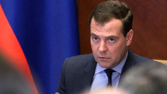 Russlands statsminister Dmitrij Medvedev er vert for et toppmøte om miljøproblemene i Østersjøen i St. Petersburg fredag og lørdag. Russland kommer dårligst ut på en rangering av østersjølandenes innsats for å verne livet i det sterkt forurensede havområdet.