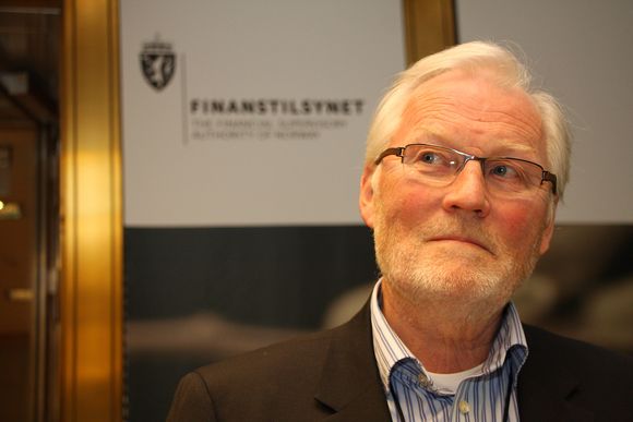 ØKER: Finanstilsynets Frank Robert Berg rapporterer om sterk økning i angrep på nettbankene.