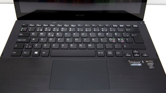 Sonys tastatur er hakket for stivt og flatt for vår smak.