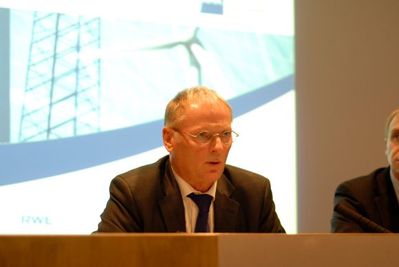 Lederen for den tyske nettregulatoren Bundesnetzagentur, Jochen Homann, setter sin lit til at Norge skal være med på enda en kabel mellom de to landene innen 2030. (Foto: Øyvind Lie)