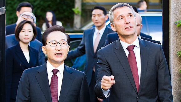 Den sørkoreanske presidenten Lee Myung-bak møtte onsdag statsminister Jens Stoltenberg.