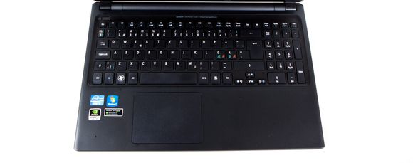GRUNT: Acer-tastaturet er litt for grunt, men likevel greit å skrive på.