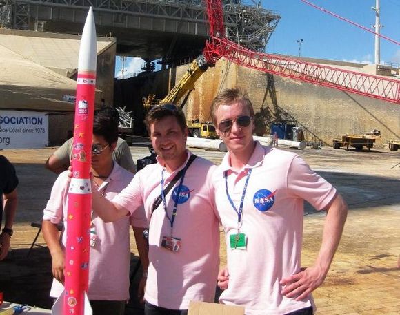 Som en del av programmet lagde Aarrestad og medstudentene en rosa rakett kalt My Little Rocket. Utskytingen var vellykket og i presentasjonen la studentene vekt på at den var
