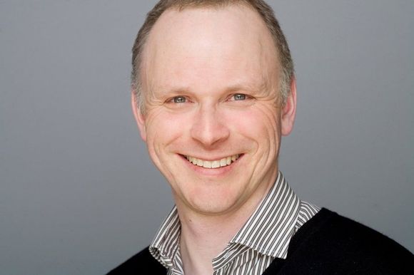 Multitasking KULLSVIERTRO: Fredrik Gørrissen er direktør for telekom og mobil i Microsoft Norge har ikke uventet sterk tro på selskapets nye operativsystem.