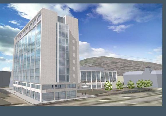 NY FASADE: 170 millioner vil det koste å gi rådhuset en ny fasade som gjør at det framstår som nytt. Modellen er laget av HRTB AS Arkitekter MNAL, Oslo.