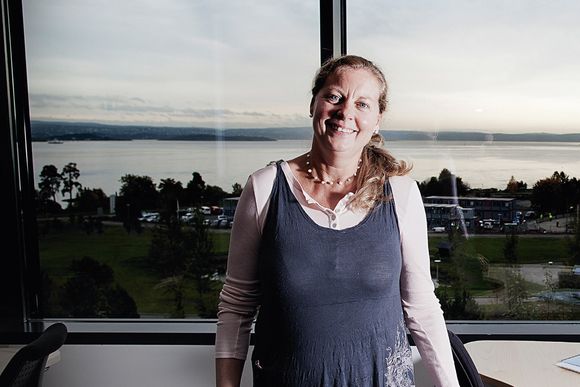 - Det er lenge siden de beste selskapene i verden drev med all forskning og utvikling selv, sier Telenors nye Norge-direktør Berit Svendsen.