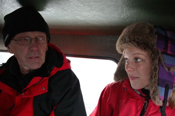 FORSTÅR INGENTING: OLF-leder Per Terje Vold og Natur og Ungdom-leder Ingeborg Gjærum er vanligvis enige om lite. Men ingen av de skjønner hva de har å gjøre på Jan Mayen. (FOTO: Ole K. Helgesen)