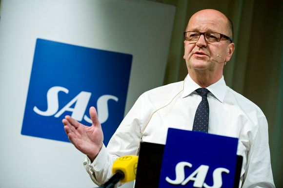 Må spare 2 mrd. SPARER: Konsernsjef Mats Jansson i SAS kommer med stadig nye sparetiltak for å berge selskapet. Nå skal han redusere lønn og pensjoner i det som trolig blir tøffe forhandlinger med de ansatte.