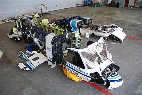 Cougar Flight 491 styrtet 12. mars 2009. 17 av de 18 om bord omkom.
