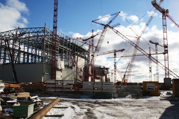 Selvforsynt I tillegg til at svenskene satser massivt på vindkraft bygger finnene et kjernekraftverk som skal stå ferdig i 2012. (Foto: Tormod Haugstad)