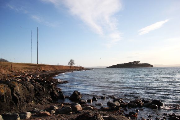 Aksjonister frykter at kystlinjen langs Jeløy skal bli ødelagt av en ny Oslofjordkryssing.