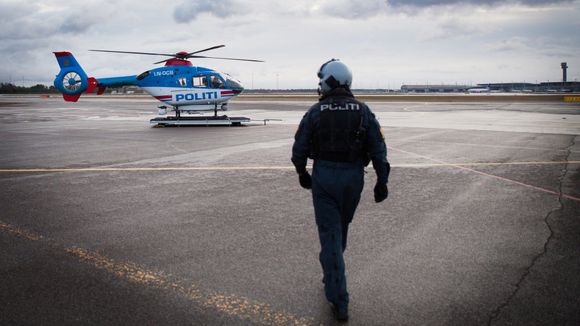 Politihelikopteret ved basen på Gardermoen. Foto: Eirik Helland Urke
