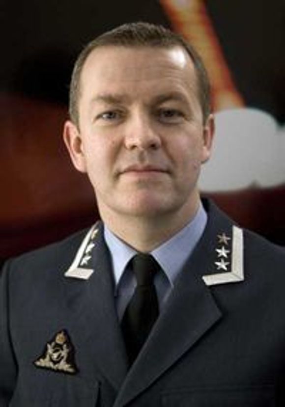 Oberst Hans Robert Bjørnaas leder avdelingen Kommunikasjons- og systemsikkerhet i NSM.