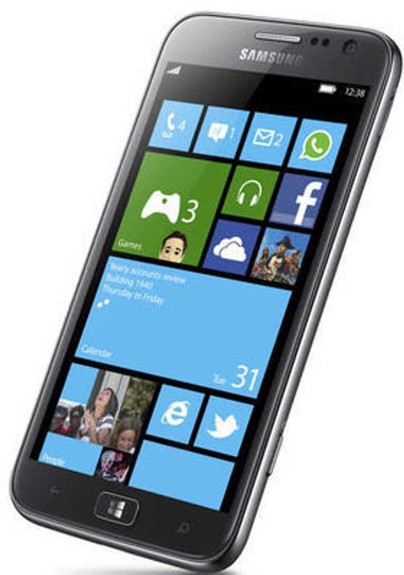Samsung ATiV S er den første smartmobilen med Windows Phone 8 som har blitt avduket. <i>Bilde: Samsung</i>