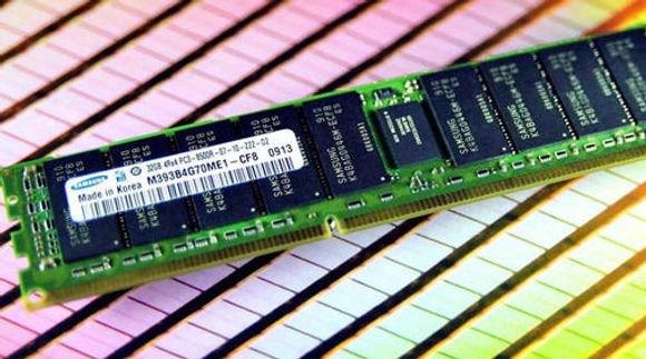 Samsung DDR3 RDIMM med kapasitet på 32 GB.