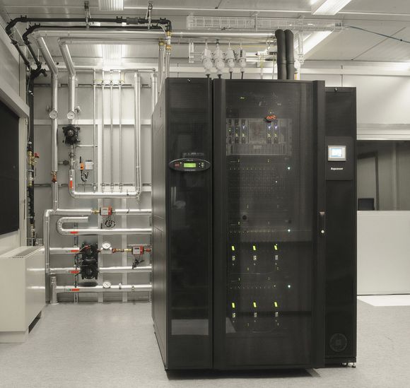 Superdatamaskinen Aquasar. <i>Bilde: ETH Zürich</i>