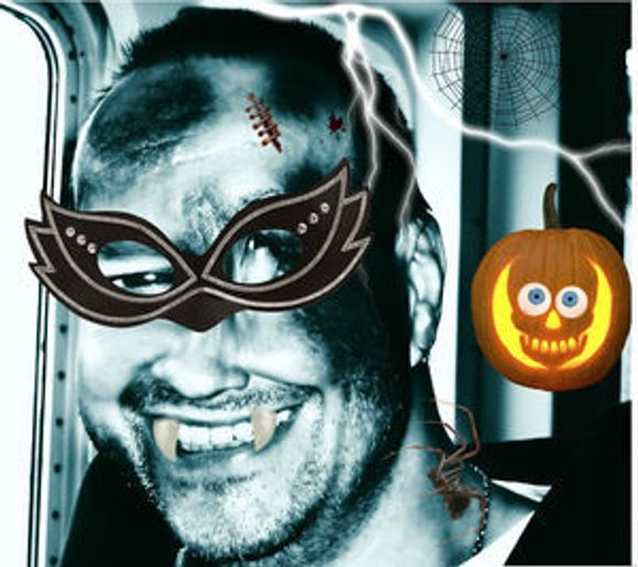 Litt kjapp redigering i Google+ Creative Kit har gjort journalisten klar for Halloween. <i>Bilde: Harald Brombach</i>