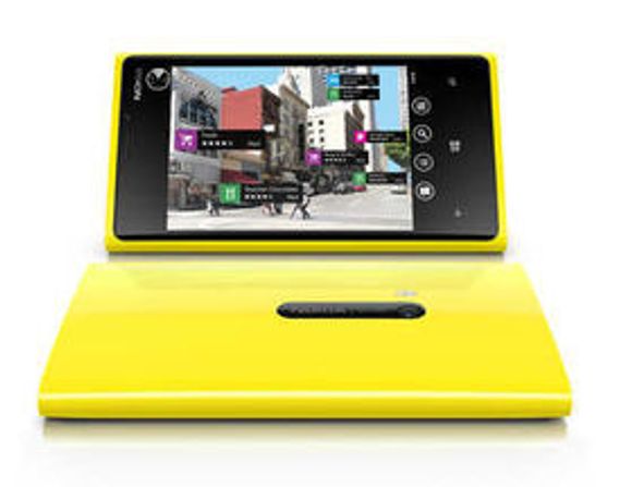 Lumia 920, den nye toppmodellen til Nokia, har også fått avansert &quot;utvidet virkelighet&quot; funksjonalitet.