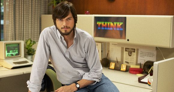 Joda, skuespiller og IT-investor Ashton Kutcher ligner veldig på Jobs i yngre dager, men det er bare utseende som matcher, hvis vi skal tro Woz. <i>Bilde: Fra filmen «jOBS</i>