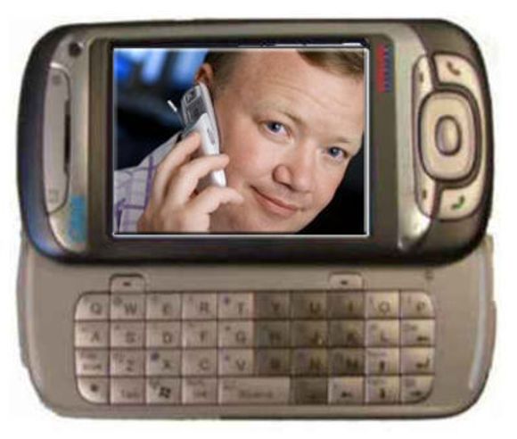 Politikerne må komme på banen for å hjelpe telebransjen til bærekraftige forretningsmodeller, framfor å insistere på parallelle nasjonale mobilnett, mener teleanalytiker John Strand.
